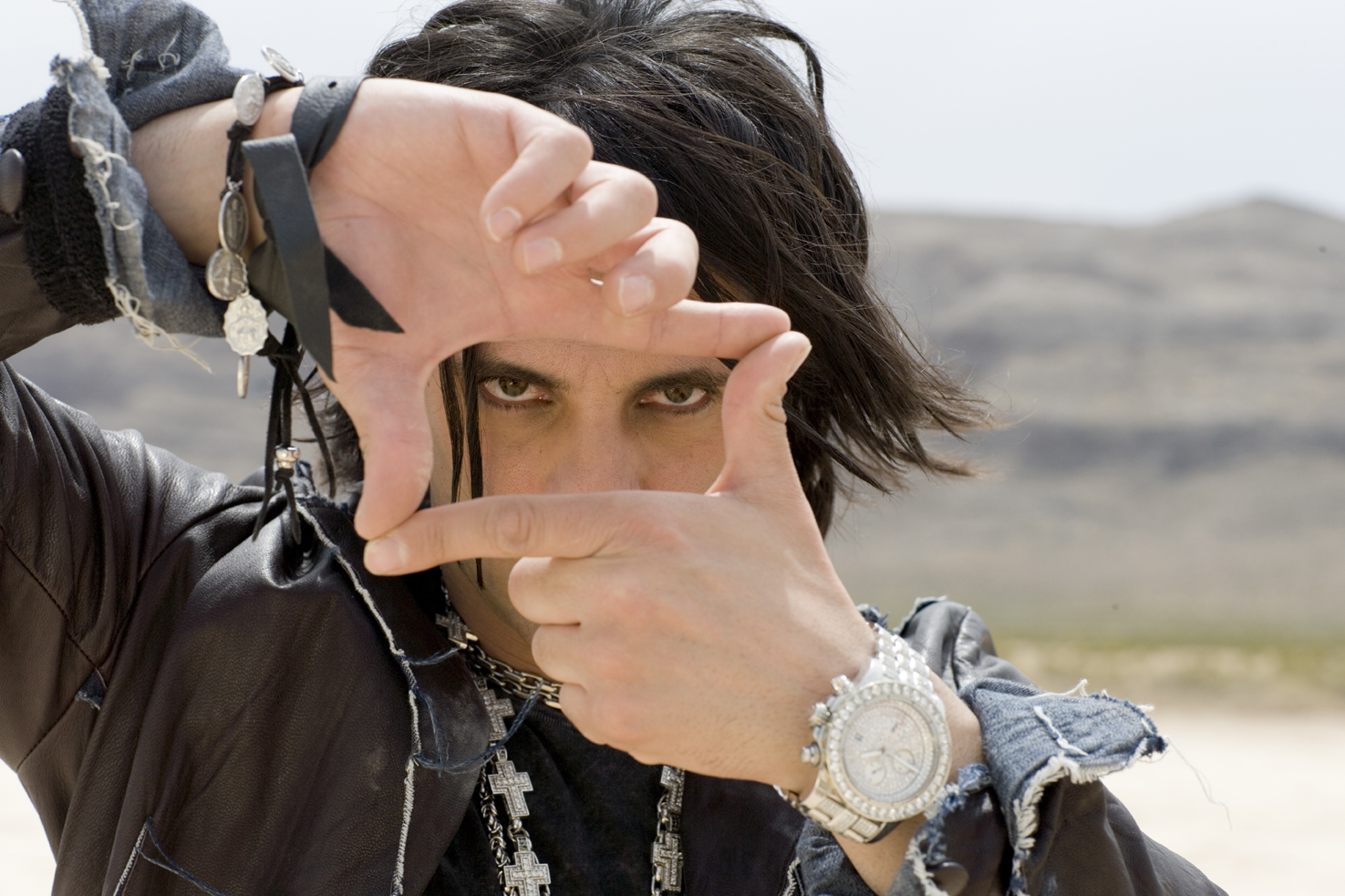 http://jfbelisle.com/wp-content/uploads/2010/04/criss_angel.jpg